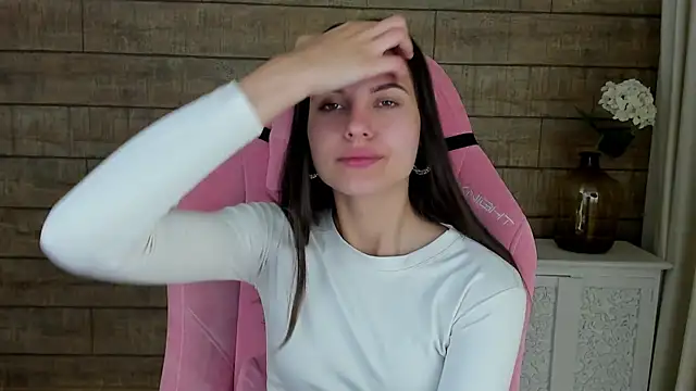 AlisaVersailles online show from October 2025 04:10:02 AM