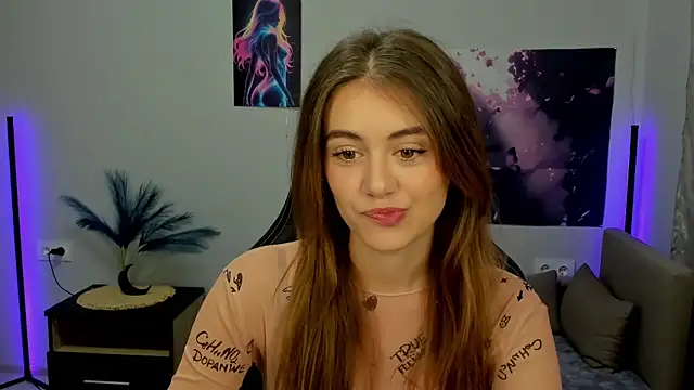 TracySpark online show from September 2025 06:41:01 AM