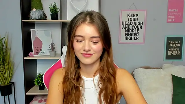 TracySpark online show from November 2025 09:18:02 AM