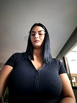 Snapshot of gabysanta_ chatting on November 2025 01:34:02 PM gabysanta online show from November 2025 01:34:02 PM