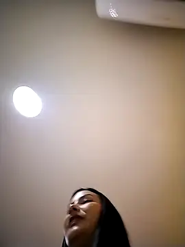 Snapshot of gabysanta_ chatting on November 2025 01:11:01 PM gabysanta online show from November 2025 01:11:01 PM