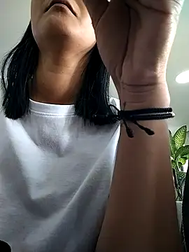 Snapshot of gabysanta_ chatting on November 2025 01:33:02 PM gabysanta online show from November 2025 01:33:02 PM