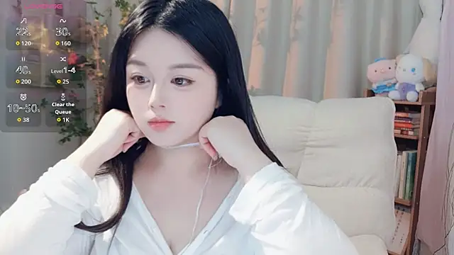 Snapshot of SweetTease2025 chatting on November 2025 03:46:02 PM SweetTease2025 online show from November 2025 03:46:02 PM