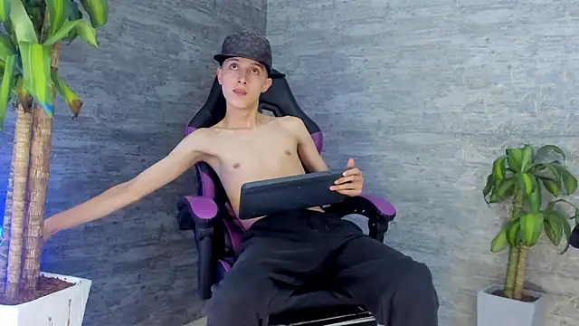 ArthurCox online show from October 2025 05:35:01 PM