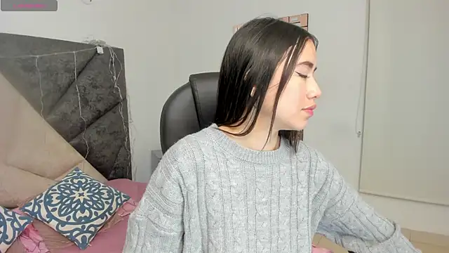 SaraWagner  online show from November 2025 12:10:01 AM