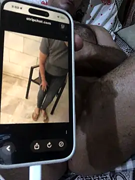 Snapshot of HaltBrand chatting on November 2025 12:54:01 AM HaltBrand online show from November 2025 12:54:01 AM