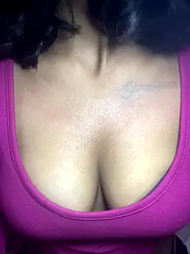 Joy Love Roxie online show from October 2025 06:06:01 PM