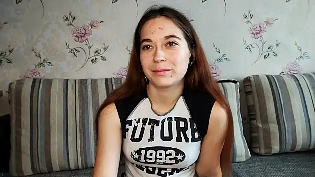 KissKarina online show from October 2025 10:58:02 AM