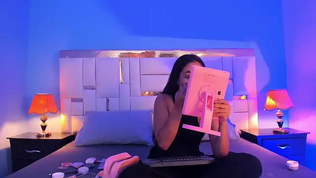 JadeeKhan online show from September 2025 07:51:02 PM