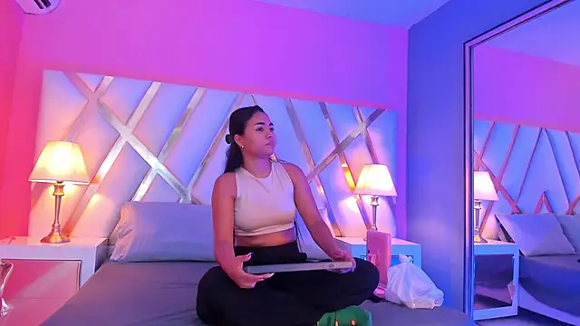 JadeeKhan online show from October 2025 08:18:01 PM