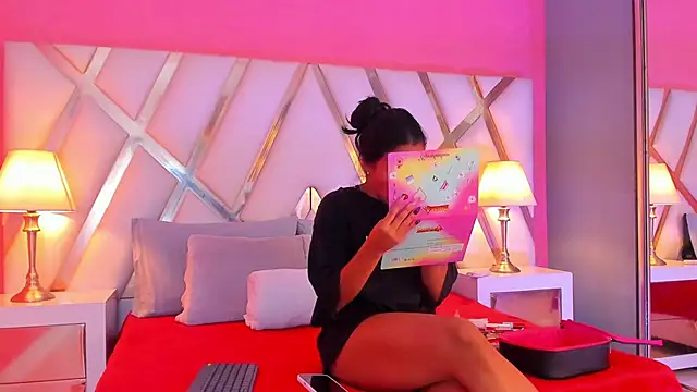 JadeeKhan online show from October 2025 12:00:01 AM