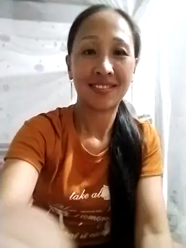 Snapshot of cute_love00 chatting on October 2025 11:18:02 AM cute love00 online show from October 2025 11:18:02 AM