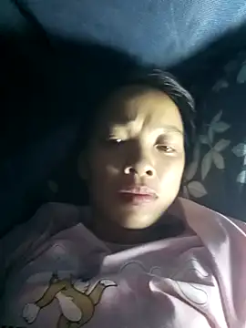 mayhang00 online show from September 2025 06:40:01 PM