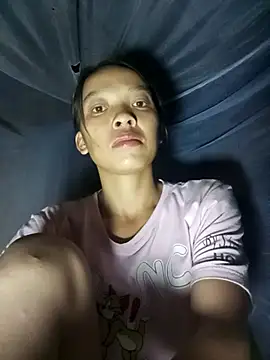 mayhang00 online show from September 2025 08:31:02 PM