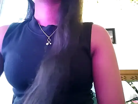 Maria--Strella online show from October 2025 07:10:02 AM