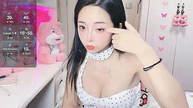 Snapshot of Ya-Ya- chatting on October 2025 10:10:02 PM Ya-Ya- online show from October 2025 10:10:02 PM