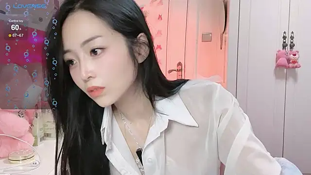 Snapshot of Ya-Ya- chatting on November 2025 10:40:01 PM Ya-Ya- online show from November 2025 10:40:01 PM