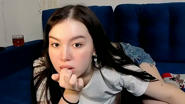 Snapshot of LexeeLuv chatting on October 2025 02:23:02 AM LexeeLuv online show from October 2025 02:23:02 AM