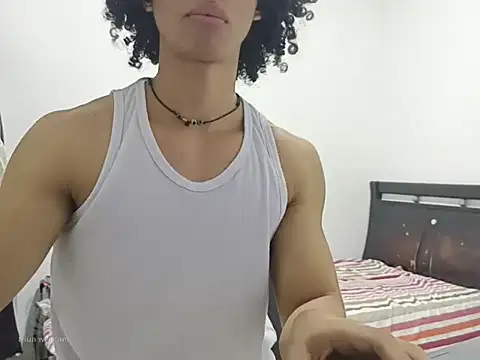 Snapshot of SoloRizo chatting on October 2025 03:37:02 AM SoloRizo online show from October 2025 03:37:02 AM