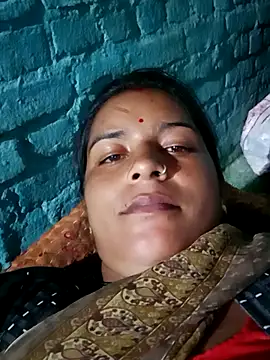 Snapshot of Mohini-xx chatting on October 2025 03:34:01 PM Mohini-xx online show from October 2025 03:34:01 PM