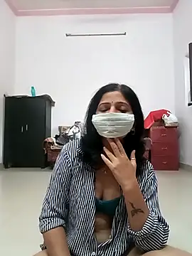 Snapshot of BITEXBABYlove chatting on October 2025 02:04:01 AM BITEXBABYlove online show from October 2025 02:04:01 AM