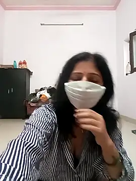 Snapshot of BITEXBABYlove chatting on October 2025 02:04:02 AM BITEXBABYlove online show from October 2025 02:04:02 AM