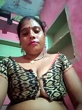 Snapshot of sanjna_sharmaa chatting on September 2025 03:12:02 PM sanjna sharmaa online show from September 2025 03:12:02 PM