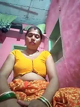 Snapshot of sanjna_sharmaa chatting on September 2025 03:23:02 PM sanjna sharmaa online show from September 2025 03:23:02 PM