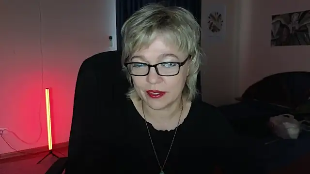 Rosette Pricky online show from September 2025 01:00:01 PM