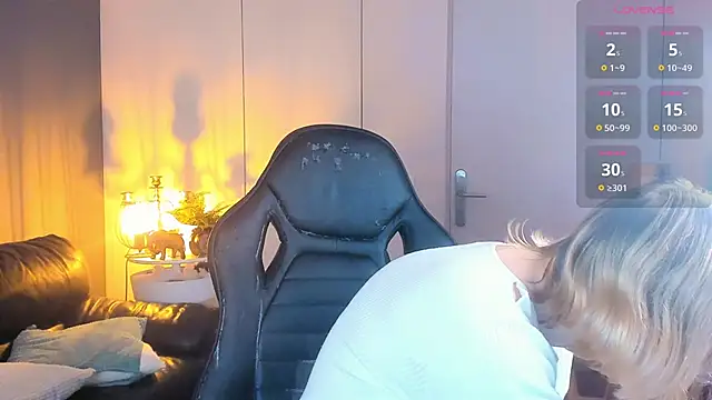 Snapshot of Amanda_Butlerr chatting on October 2025 09:41:01 AM Amanda Butlerr online show from October 2025 09:41:01 AM