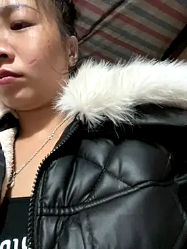 AAANINE22 online show from September 2025 02:55:01 PM