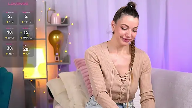 Snapshot of RebeccaRese chatting on November 2025 09:08:02 AM RebeccaRese online show from November 2025 09:08:02 AM