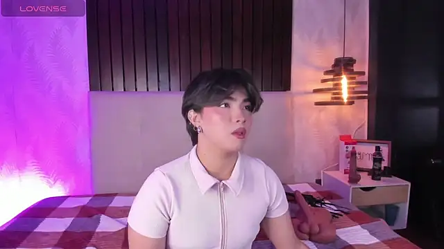 Creamy Angelo online show from November 2025 08:44:01 PM