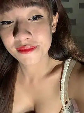 Snapshot of SassyLaurier chatting on October 2025 08:31:01 PM SassyLaurier online show from October 2025 08:31:01 PM