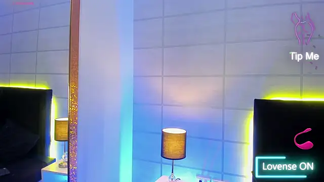 fieryluciana online show from September 2025 03:41:02 AM