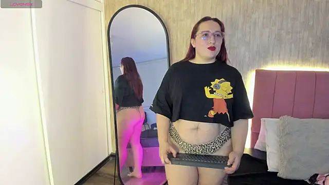 fieryluciana online show from September 2025 03:41:01 AM