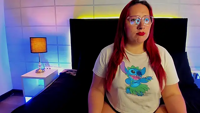 fieryluciana online show from October 2025 04:11:01 AM