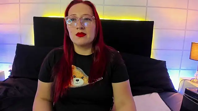 fieryluciana online show from October 2025 03:40:01 AM