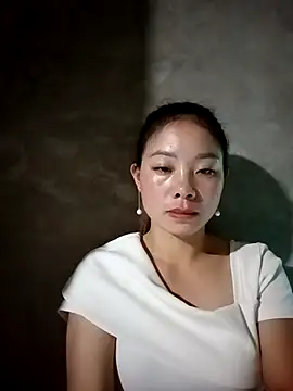 milo123-xx online show from October 2025 07:32:01 AM