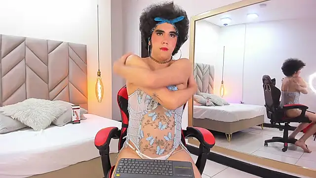 KheylerTomphson online show from October 2025 11:55:02 AM