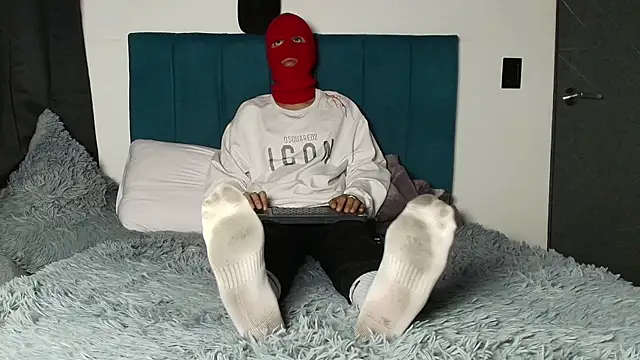 Warmteam777 online show from October 2025 11:14:02 PM