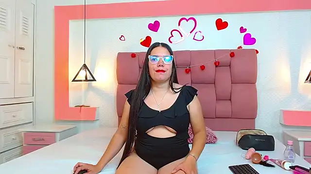 MelanyCruzz online show from September 2025 01:11:02 PM