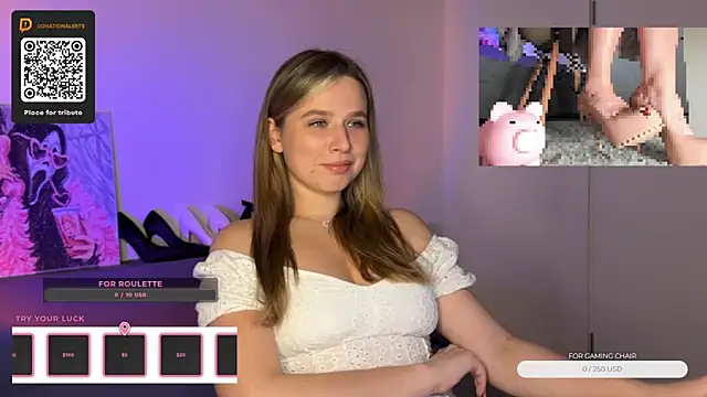 Snapshot of GoddessRoss chatting on November 2025 05:45:02 PM GoddessRoss online show from November 2025 05:45:02 PM