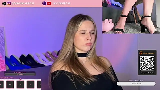 Snapshot of GoddessRoss chatting on November 2025 06:19:01 PM GoddessRoss online show from November 2025 06:19:01 PM