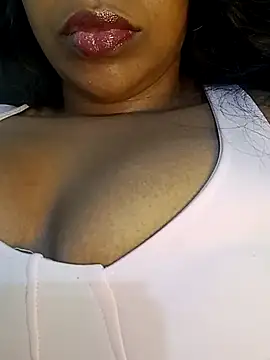 Kitana77 online show from October 2025 04:42:01 AM