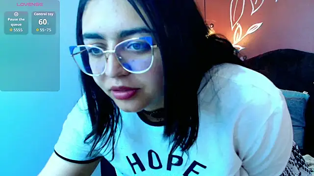 Snapshot of Mia__Scott__ chatting on October 2025 07:35:02 PM Mia Scott online show from October 2025 07:35:02 PM