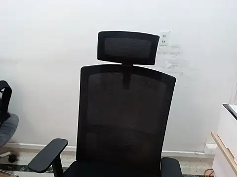 Snapshot of JoaoSalgado chatting on October 2025 02:15:01 PM JoaoSalgado online show from October 2025 02:15:01 PM