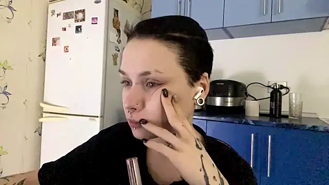 Snapshot of CandaceBlaze chatting on November 2025 08:08:01 PM CandaceBlaze online show from November 2025 08:08:01 PM