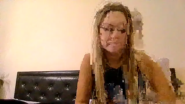 Snapshot of imyourgoodgirl69 chatting on October 2025 12:01:02 PM imyourgoodgirl69 online show from October 2025 12:01:02 PM