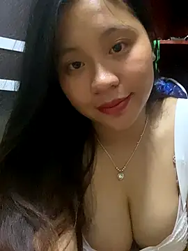 Snapshot of maianhcute chatting on September 2025 12:42:02 PM maianhcute online show from September 2025 12:42:02 PM